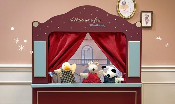 Théâtre de marionnette en bois pour enfant